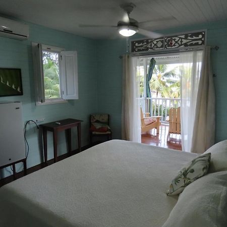 Sand Dollar Beach Bed & Breakfast Bocas del Toro Eksteriør bilde